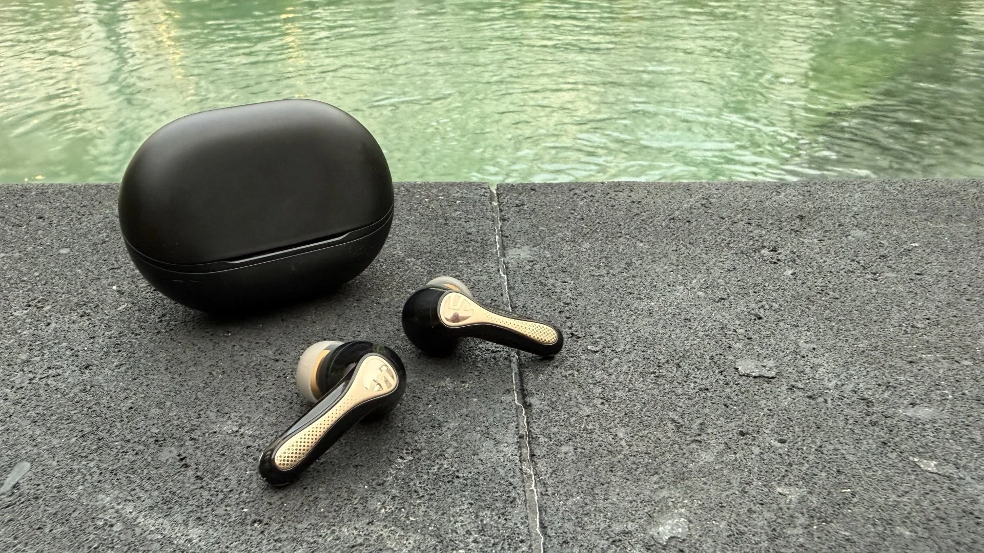 SoundPEATS Air5 Pro+ review: Spectacular and short-lived